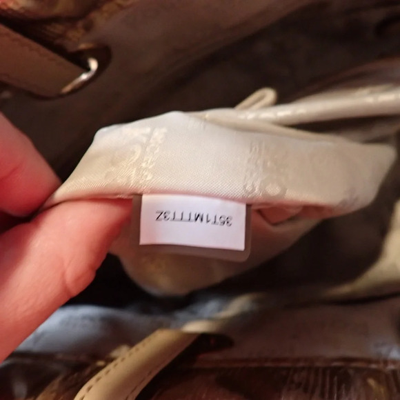 Michael Kors Metallic Mirror Rose Gold Tote Shoulder Bag - Picture 6 of 15